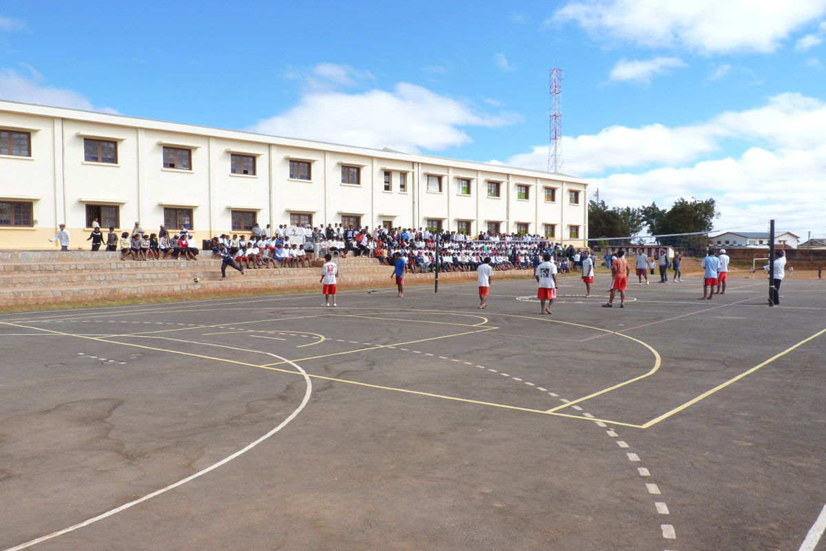 campo-sportivo-Arivonimamo